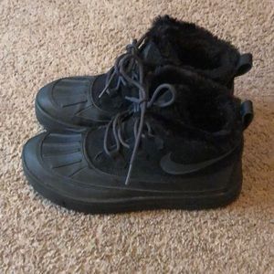 Nike ACG ankle boots